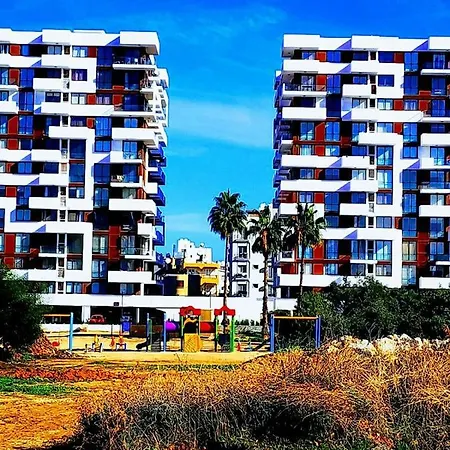 Apartmán Uptown App & Pool Daily Contactless Check In & Check Out *