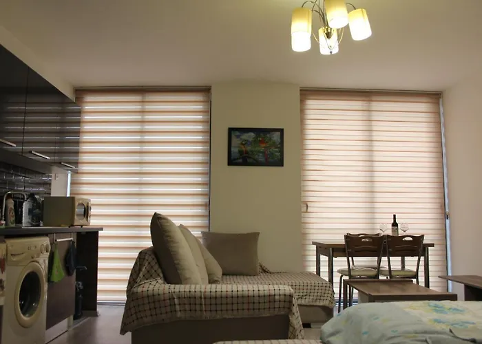 Apartamento Uptown App & Pool Daily Contactless Check In & Check Out