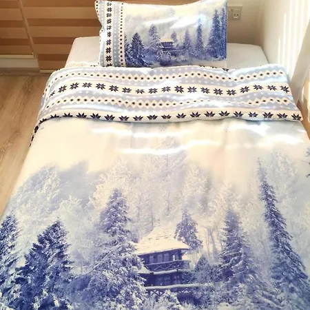 Uptown App & Pool Daily Contactless Check In & Check Out * Gazimağusa