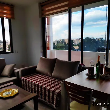 Uptown App & Pool Daily Contactless Check In & Check Out Appartement *
