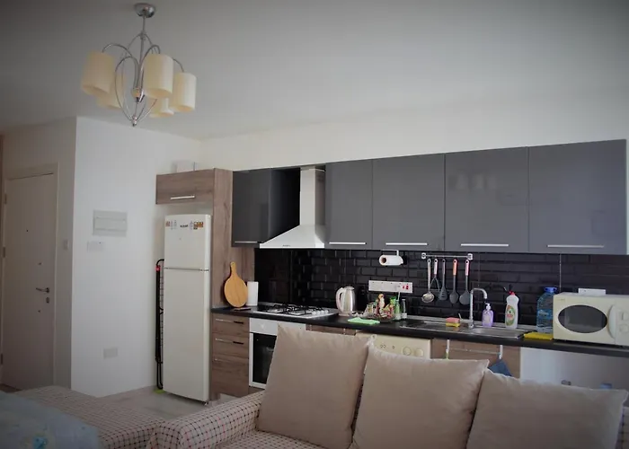 Uptown App & Pool Daily Contactless Check In & Check Out Apartmán