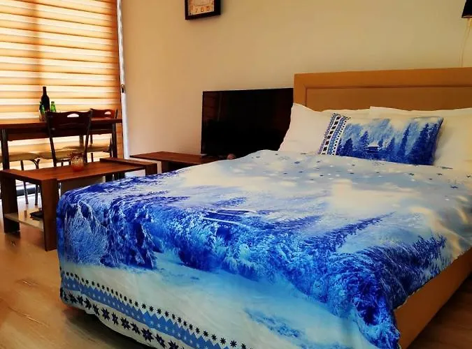 Uptown App & Pool Daily Contactless Check In & Check Out