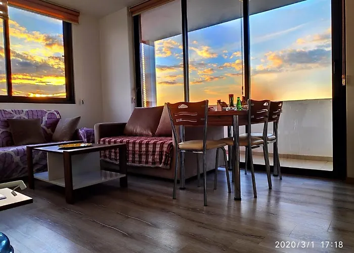 Uptown App & Pool Daily Contactless Check In & Check Out *