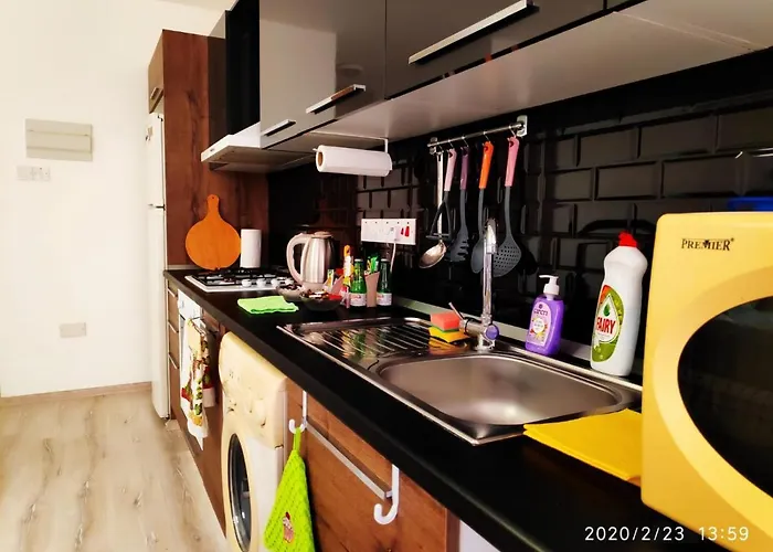 Uptown App & Pool Daily Contactless Check In & Check Out Apartament *